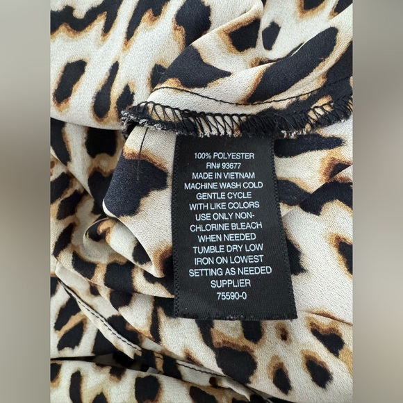 Worthington Leopard Print Flutter Sleeve Peplum Blouse (0X) - Picture 14 of 14